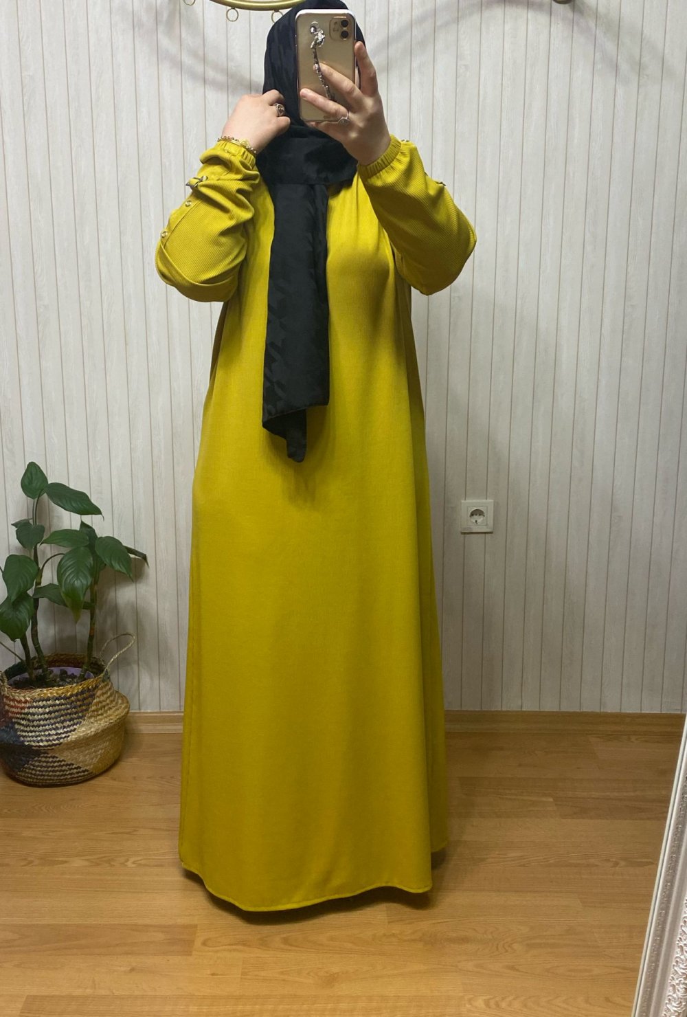 Kolu Halka Detaylı Elbise Elsi -