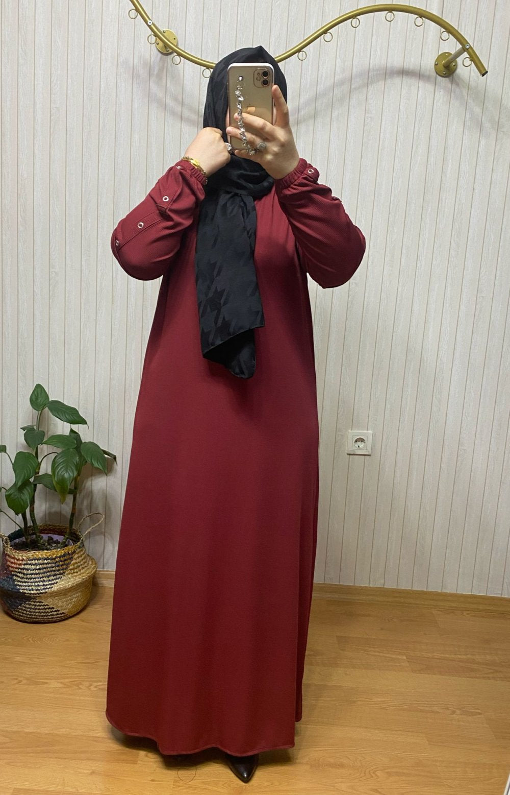Kolu Halka Detaylı Elbise Elsi -