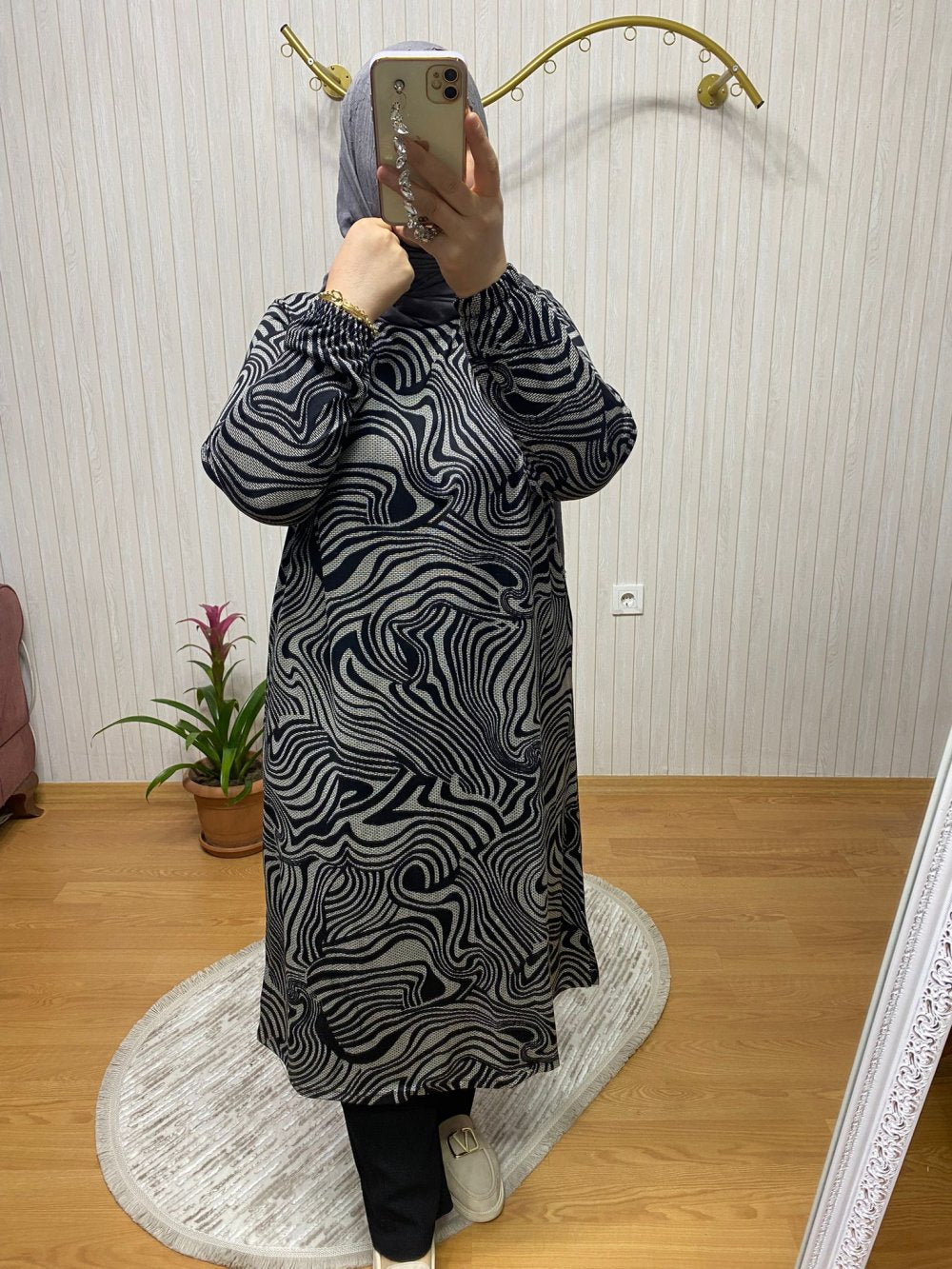 Wave Pattern New Respectful