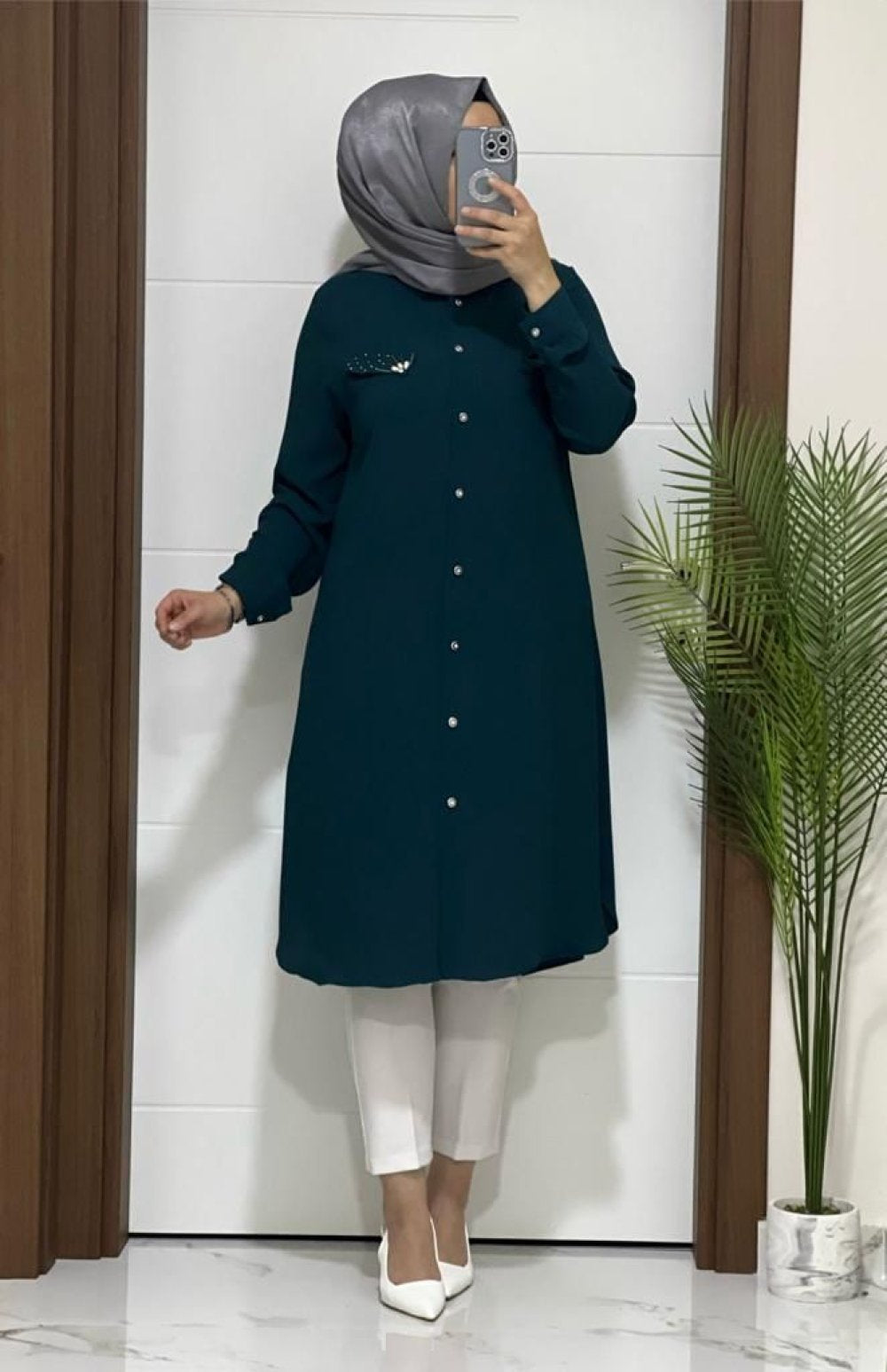 سترة طويلة بأزرار من تصميم KNY (لون كحلي)